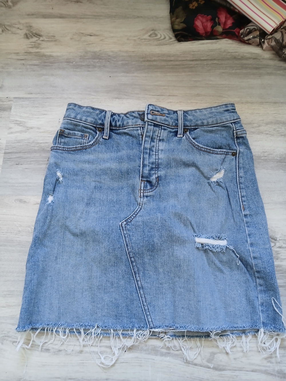 Old Navy Light Blue Distressed Denim Mini Skirt